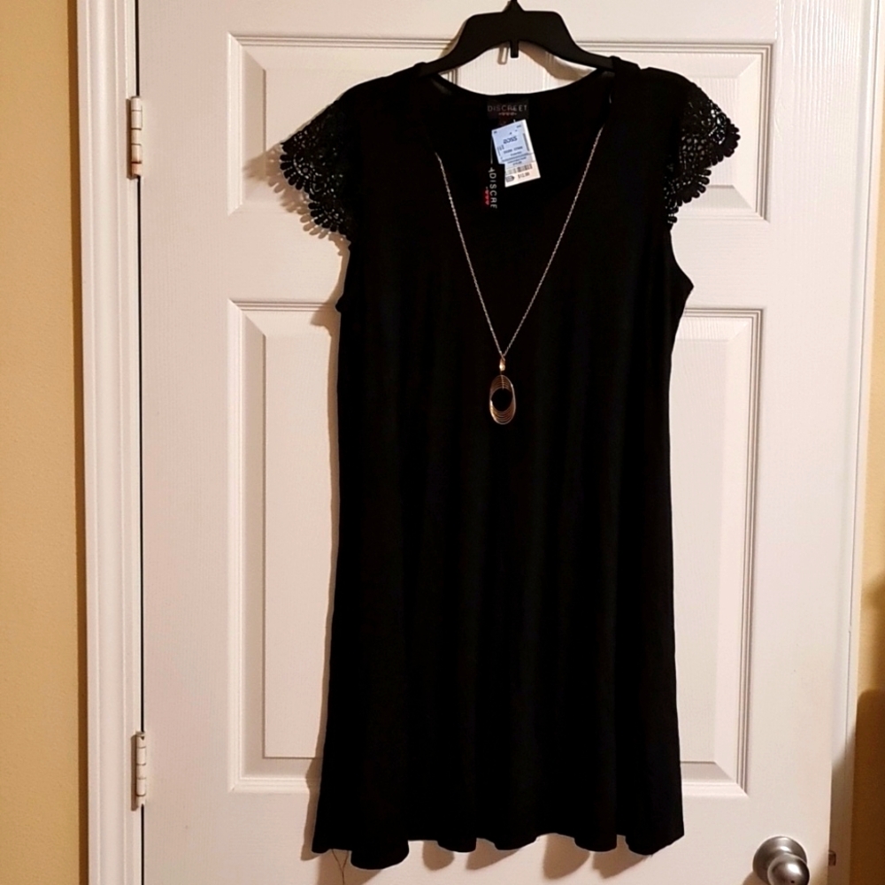 Ladies soft black dress size 1X